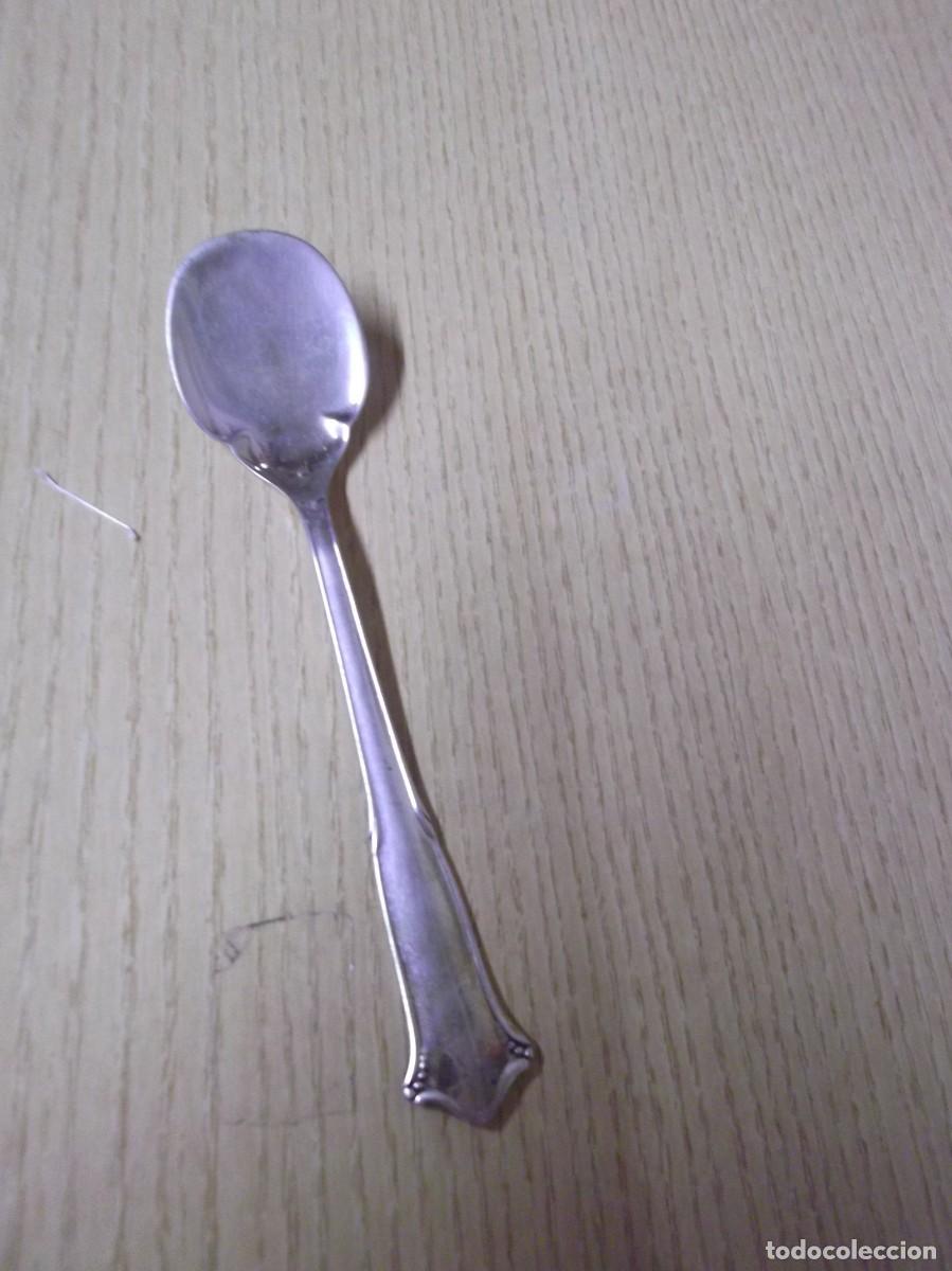 Antig&uuml;edades: Cucharita de postre de Farco - Foto 3