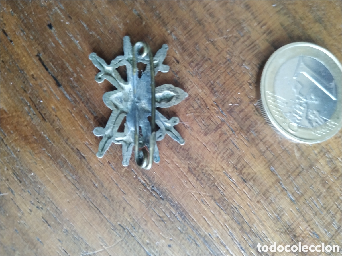 Antig&uuml;edades: Medalla prendedor religioso - Foto 2