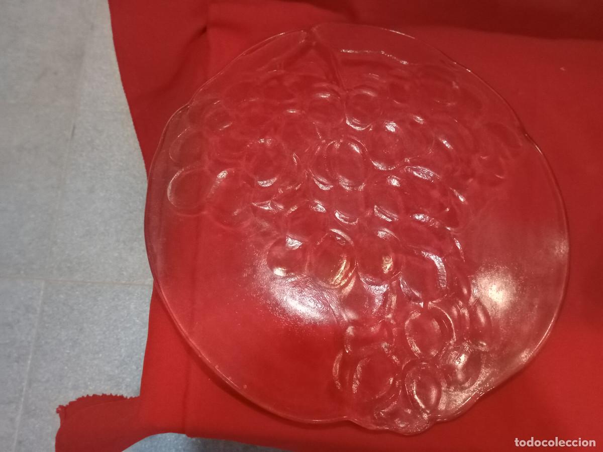 Antig&uuml;edades: bandeja digujo dde racimos de uvas - Foto 3