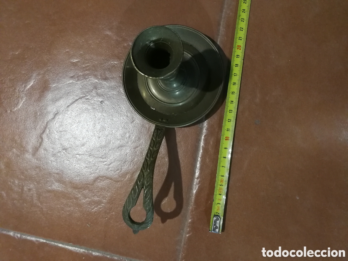 Antig&uuml;edades: Palmatoria de bronce velas - Foto 4