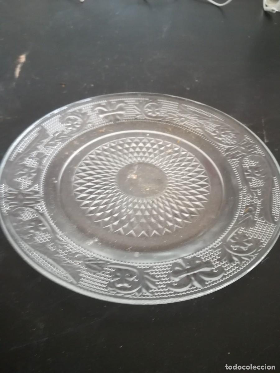 Antig&uuml;edades: 1 PLATO CRISTAL DECORADO / POL4 - Foto 1