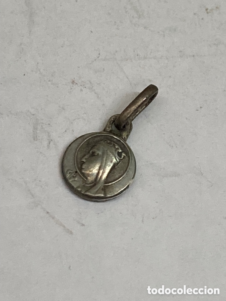Antig&uuml;edades: Colgante de plata religioso - Foto 1