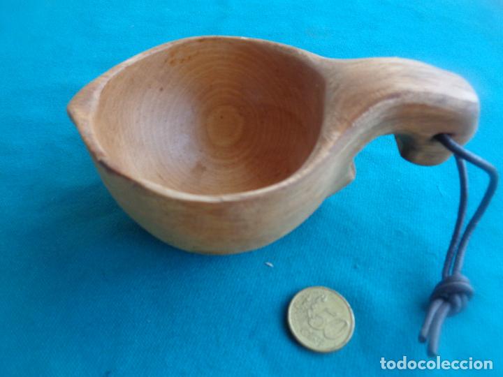 Antig&uuml;edades: CAZO ESCUDILLA DE MADERA - Foto 1