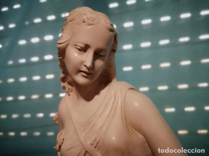 Antig&uuml;edades: Figura Artemisa con perros - Foto 4