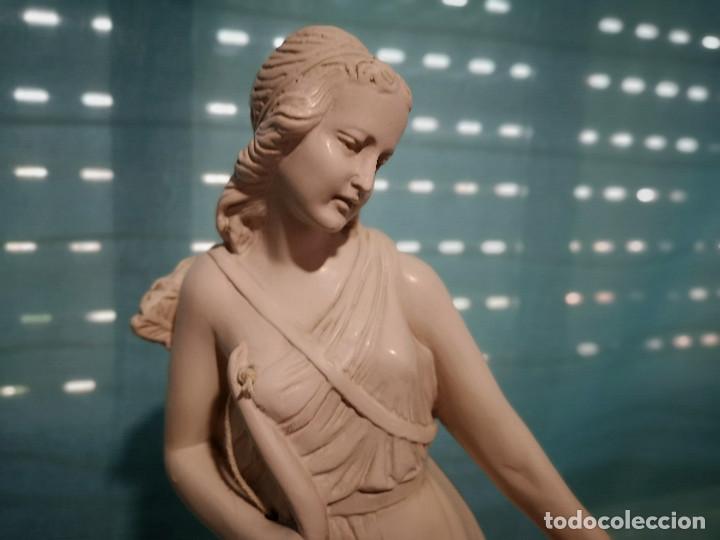 Antig&uuml;edades: Figura Artemisa con perros - Foto 5