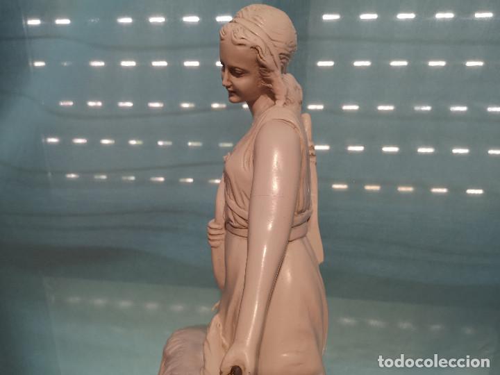 Antig&uuml;edades: Figura Artemisa con perros - Foto 11