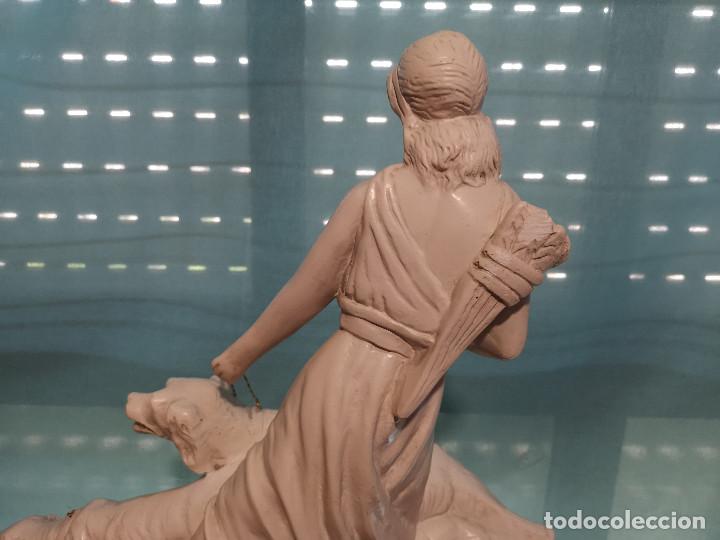 Antig&uuml;edades: Figura Artemisa con perros - Foto 13