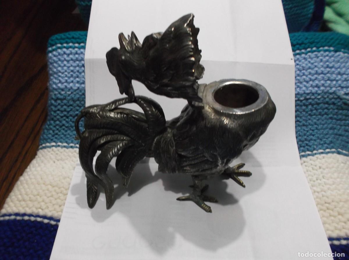 Antig&uuml;edades: GALLO DE METAL PLATEADO. - Foto 4