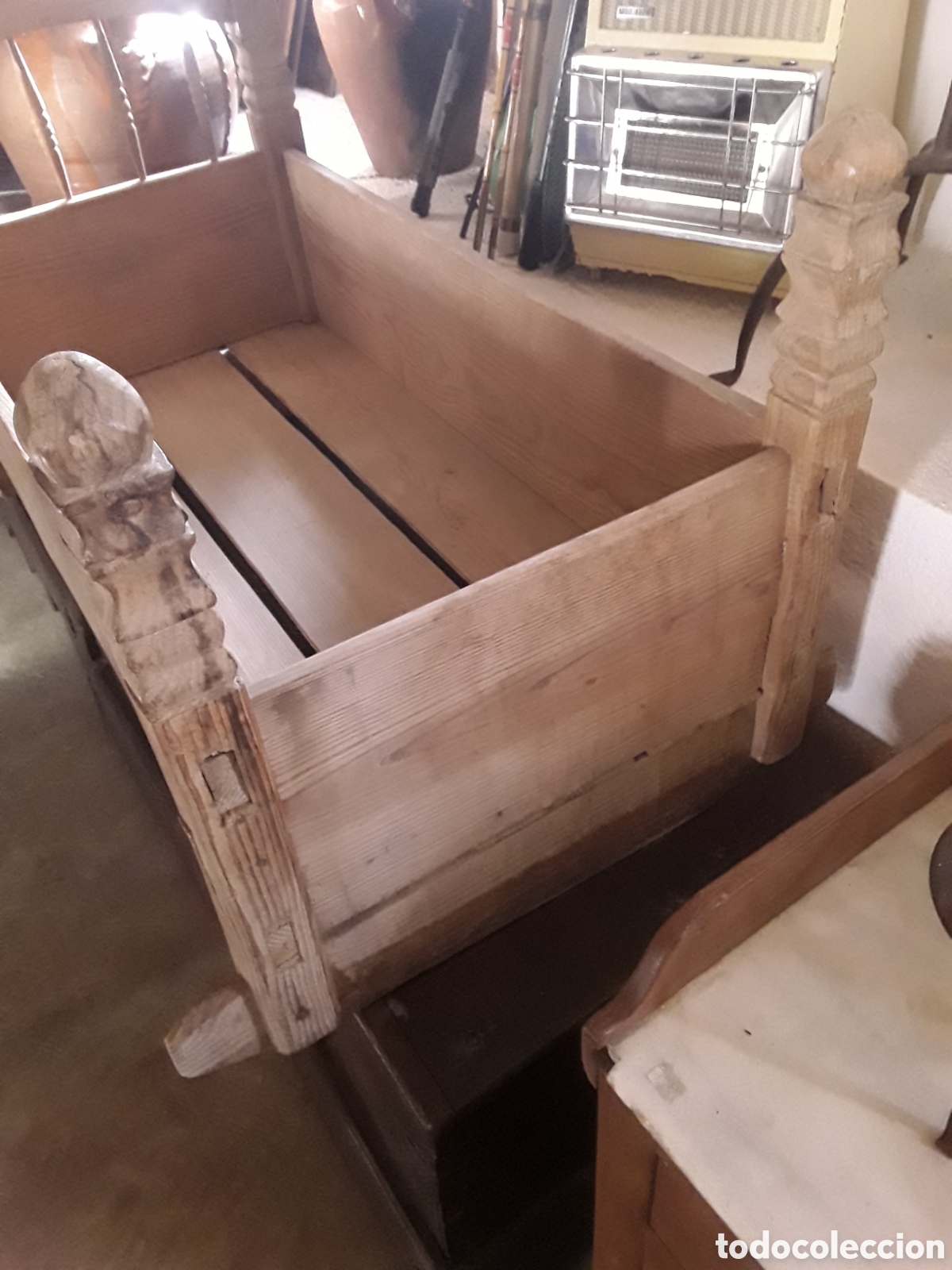 Antig&uuml;edades: Cuna, cama mascotas - Foto 2
