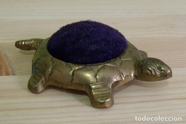 Antig&uuml;edades: Alfiletero Bronce Figura Tortuga - Foto 5