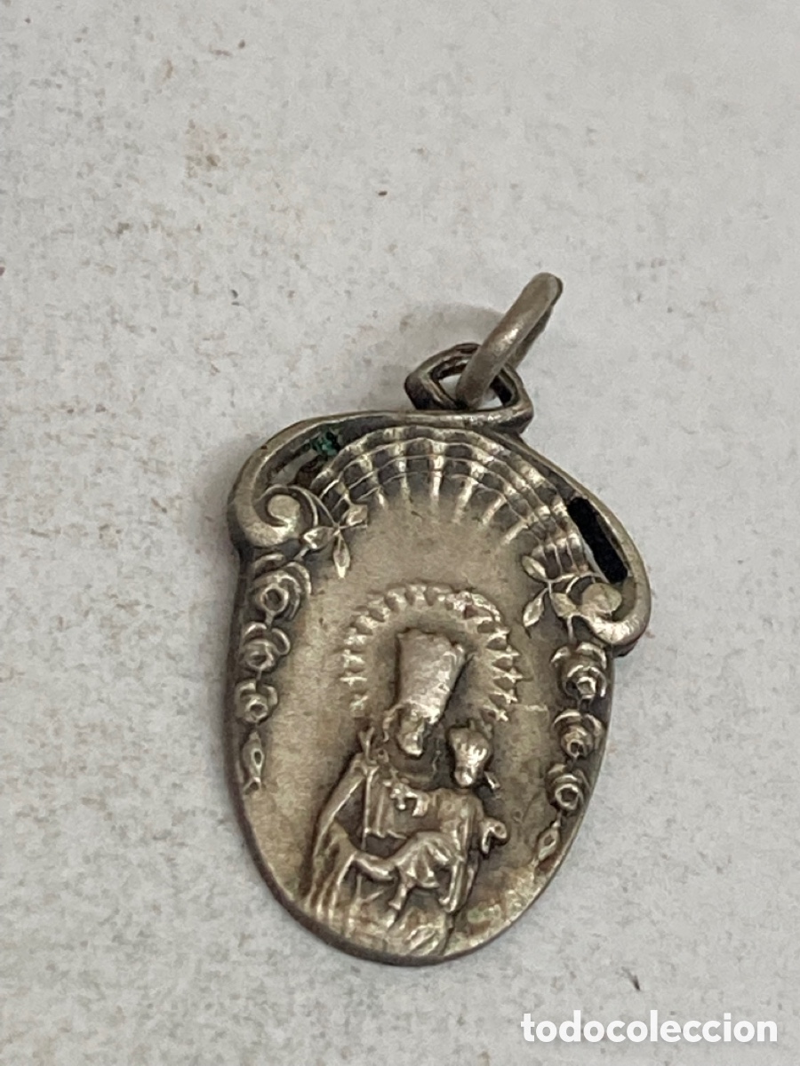 Antig&uuml;edades: Medalla religiosa de metal - Foto 1
