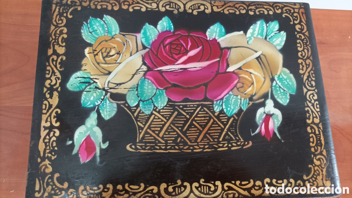 Antig&uuml;edades: Caja de madera antigua pintada - Foto 3