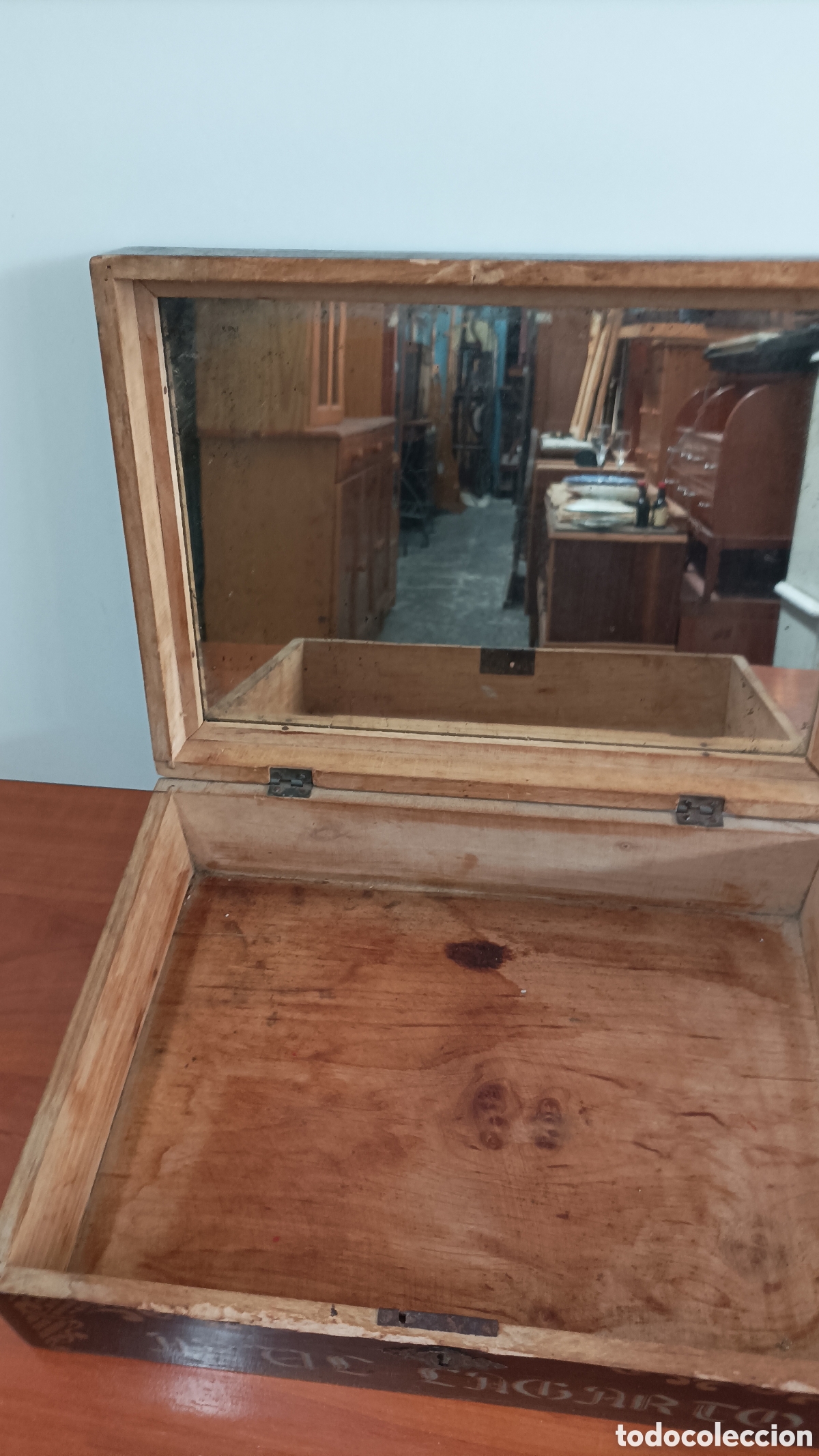 Antig&uuml;edades: Caja de madera antigua pintada - Foto 4
