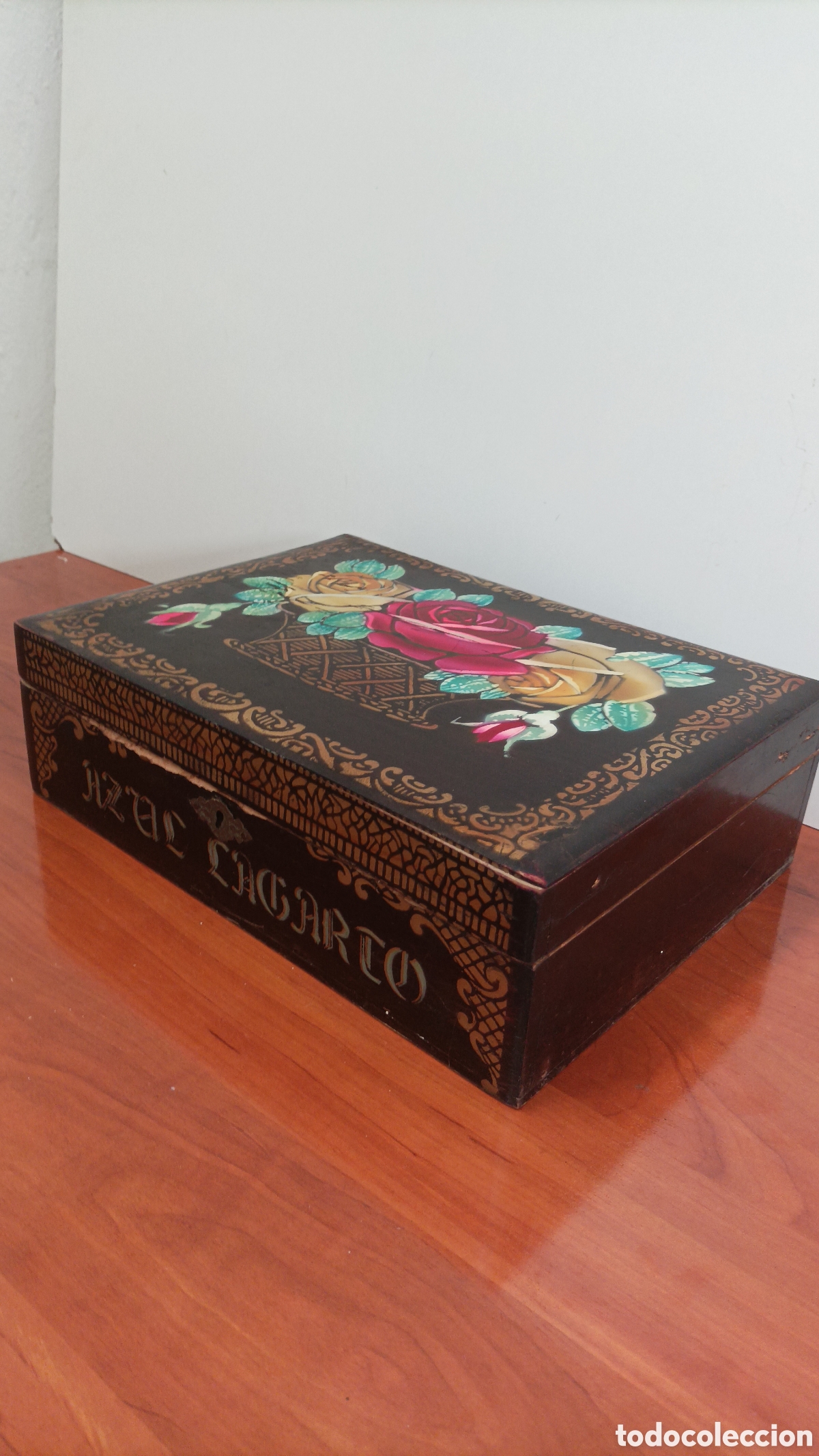 Antig&uuml;edades: Caja de madera antigua pintada - Foto 1