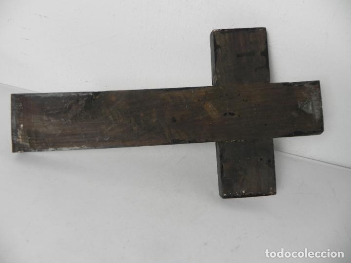 Antig&uuml;edades: CRUCIFIJO DE MADERA CON BRONCE (35x19,5 cm.) - Foto 5