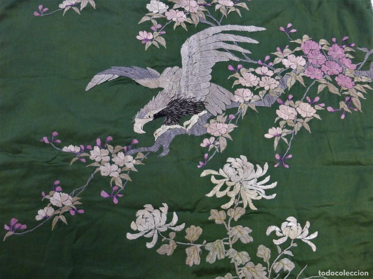 Antiques: ANTIGUO COJIN TAPIZ BORDADO EN SEDA AGUILA CHINA S. XIX VICTORIAN CHINESES EMBROIDERY CUSHION