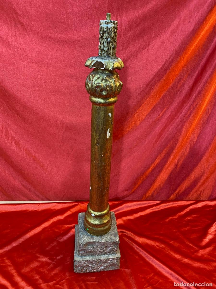 Antig&uuml;edades: CANDELABRO EN PAN DE ORO CON BASE DE PIEDRA - Foto 4