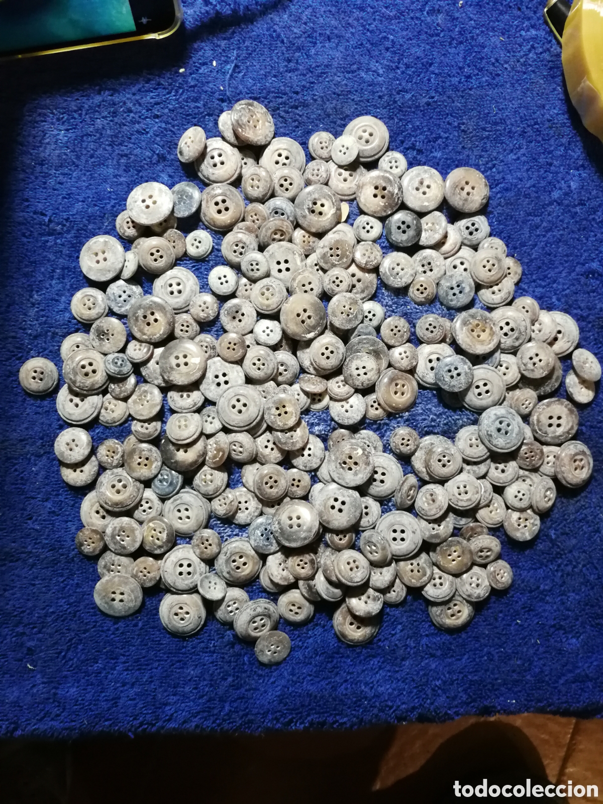 Antig&uuml;edades: Lote botones antiguos sin usar - Foto 1
