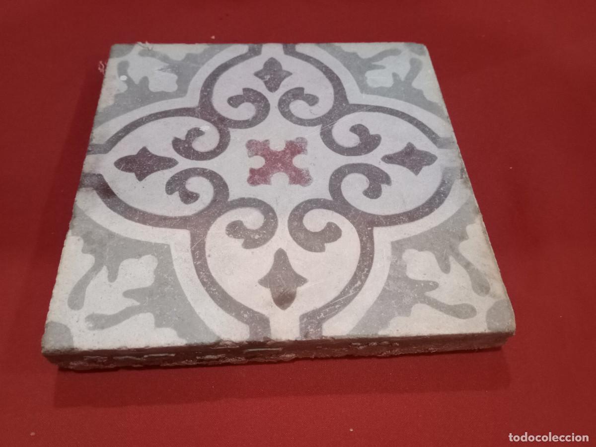 Antig&uuml;edades: azulejo hidraulico de suelo - Foto 1