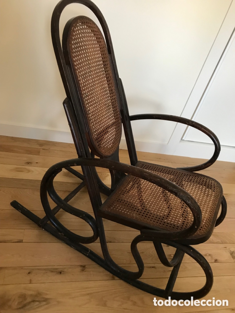 silla mecedora antigua de madera de chopo marró - Compra venta en  todocoleccion