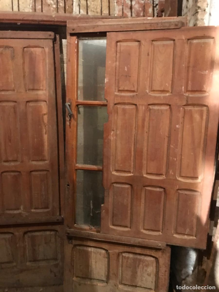 Antiques: Puertas de madera centenarias
