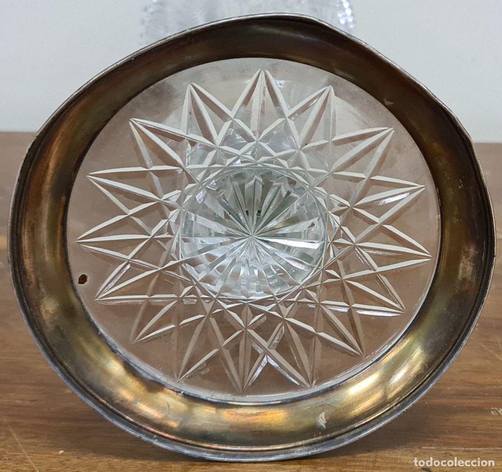 Antig&uuml;edades: JARR&Oacute;N DE CRISTAL TALLADO. BASE DE PLATA. CIRCA 1950. - Foto 12