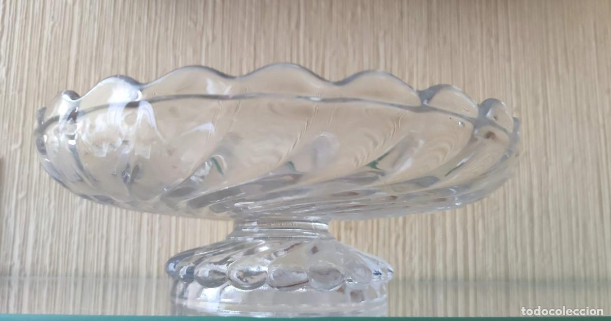Antig&uuml;edades: Antiguo frutero cristal - Foto 1