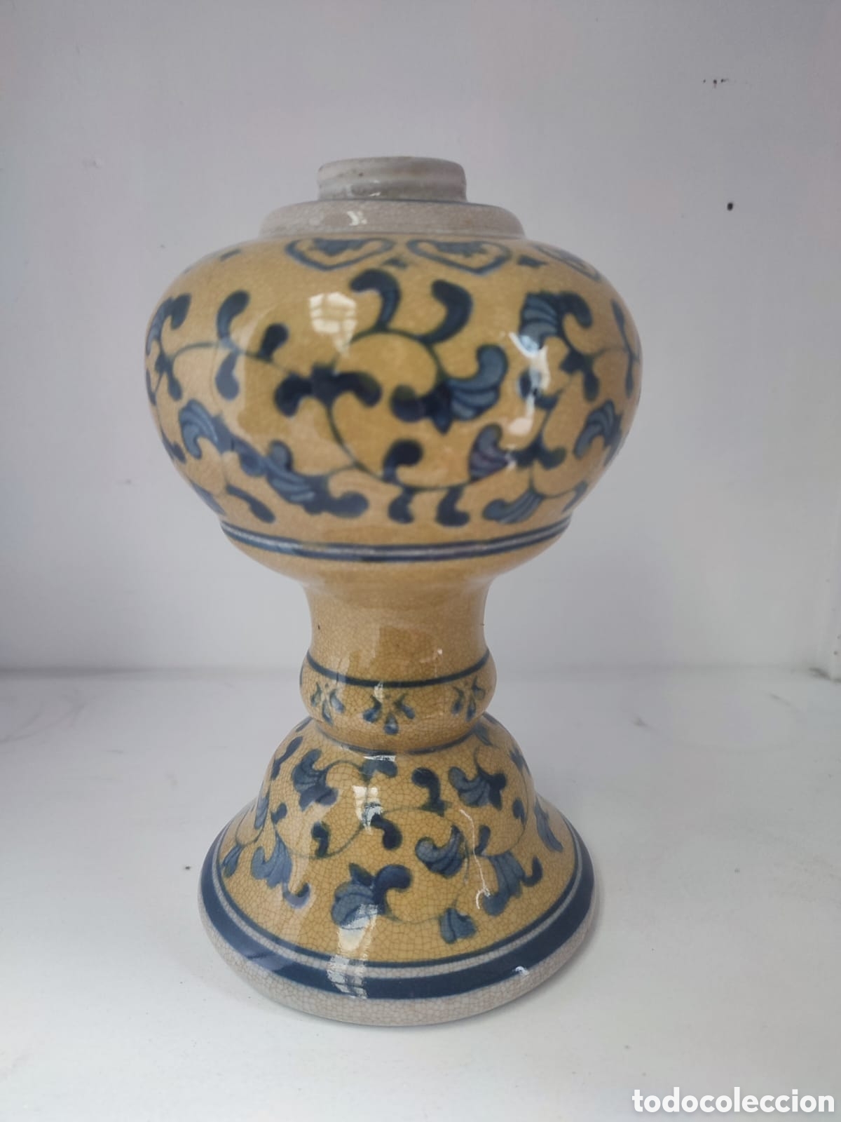 Antig&uuml;edades: BASE QUINQUE PORCELANA VICTORIA WARE. - Foto 1