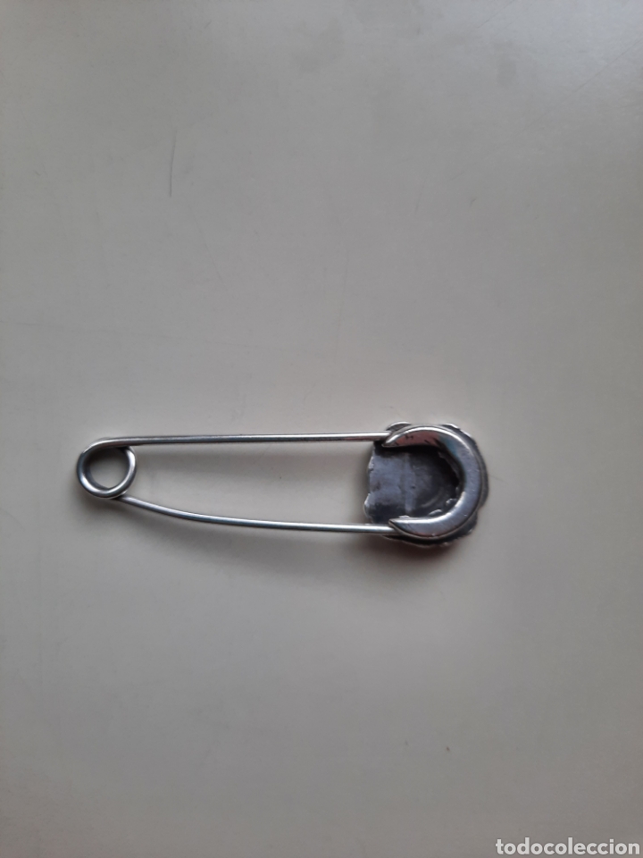 Antig&uuml;edades: Antiguo broche imperdible en forma de flor - Foto 2