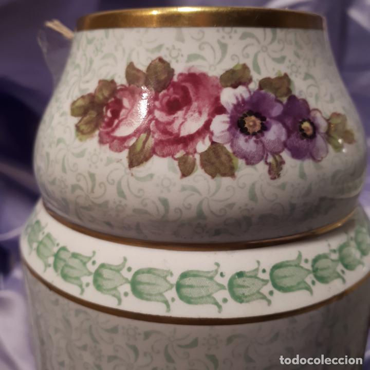 Antig&uuml;edades: Pareja jarrones porcelana - Foto 2