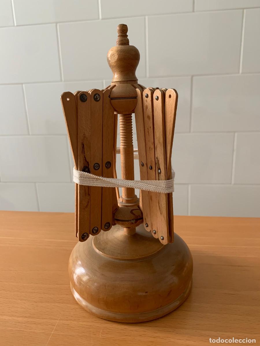 Antig&uuml;edades: Ovillador de madera. Desmontable - Foto 1
