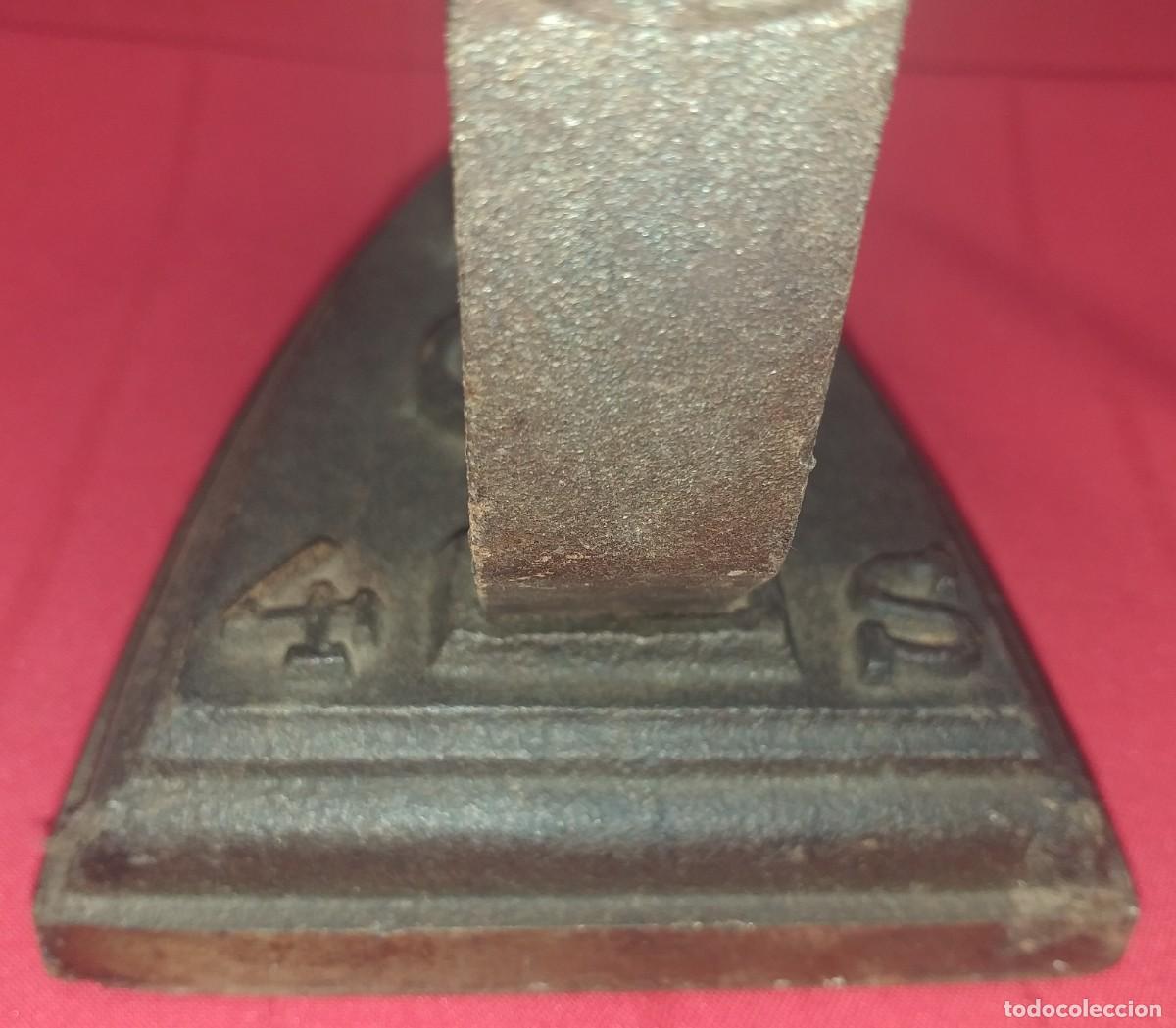 Antig&uuml;edades: PLANCHA DE HIERRO MARCA UC N&ordm;4 S - Foto 5