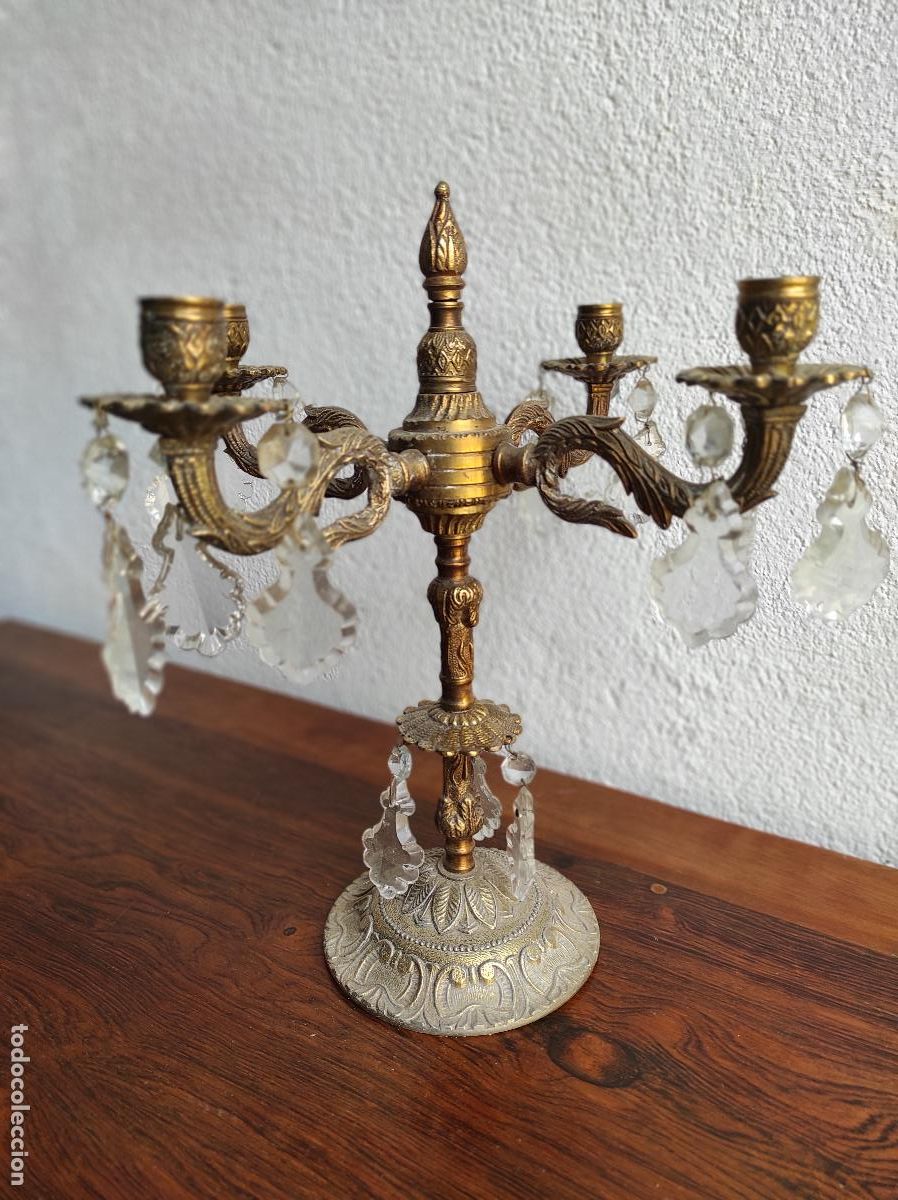 Antig&uuml;edades: Candelabro de bronce y cristal - Foto 1