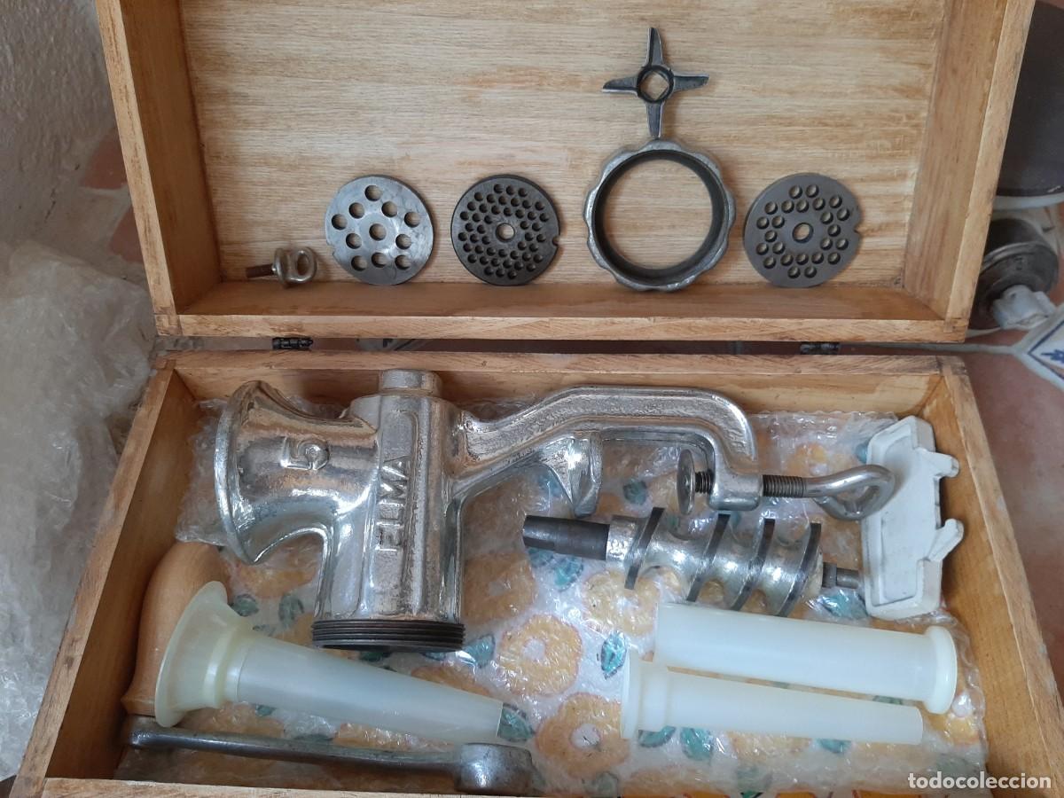 Antig&uuml;edades: Picadora de carne manual - Foto 1