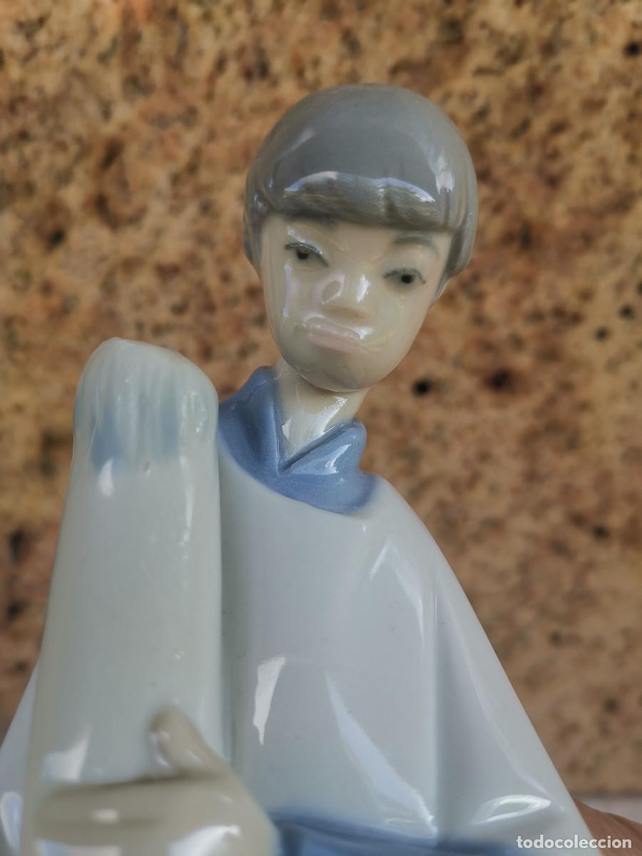 Antig&uuml;edades: MONAGUILLO CON CIRIO, VELON, DE LLADRO - Foto 3