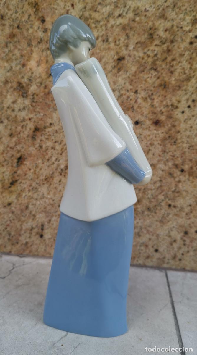 Antig&uuml;edades: MONAGUILLO CON CIRIO, VELON, DE LLADRO - Foto 9