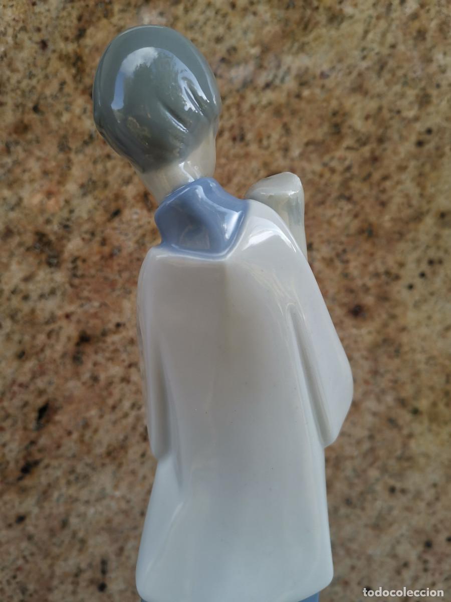 Antig&uuml;edades: MONAGUILLO CON CIRIO, VELON, DE LLADRO - Foto 11