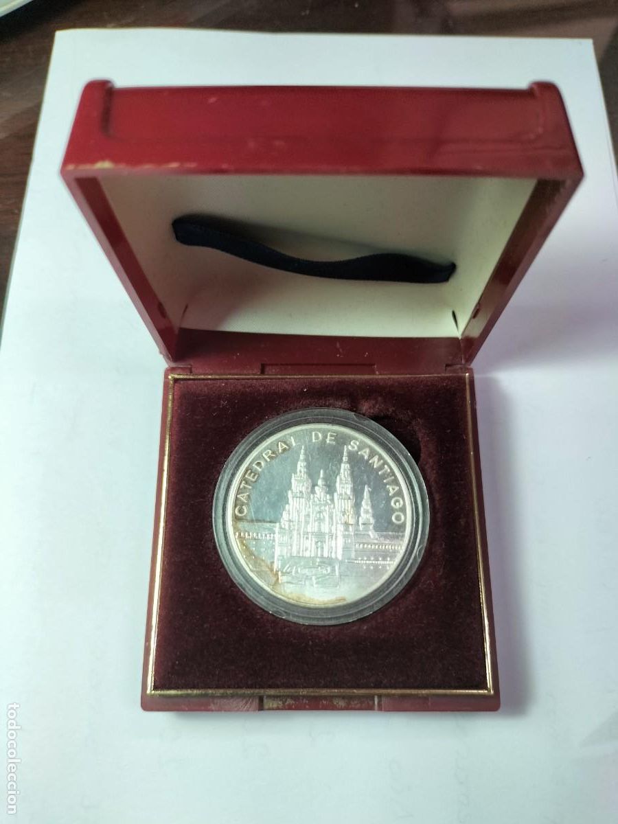 Antig&uuml;edades: Medalla del a&ntilde;o santo compostelana 2004 - Foto 4