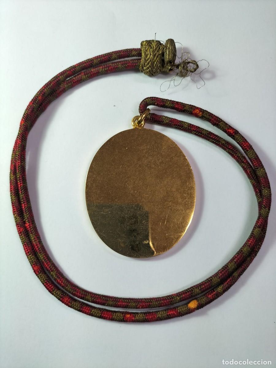 Antig&uuml;edades: medalla con castillo y leon - Foto 2