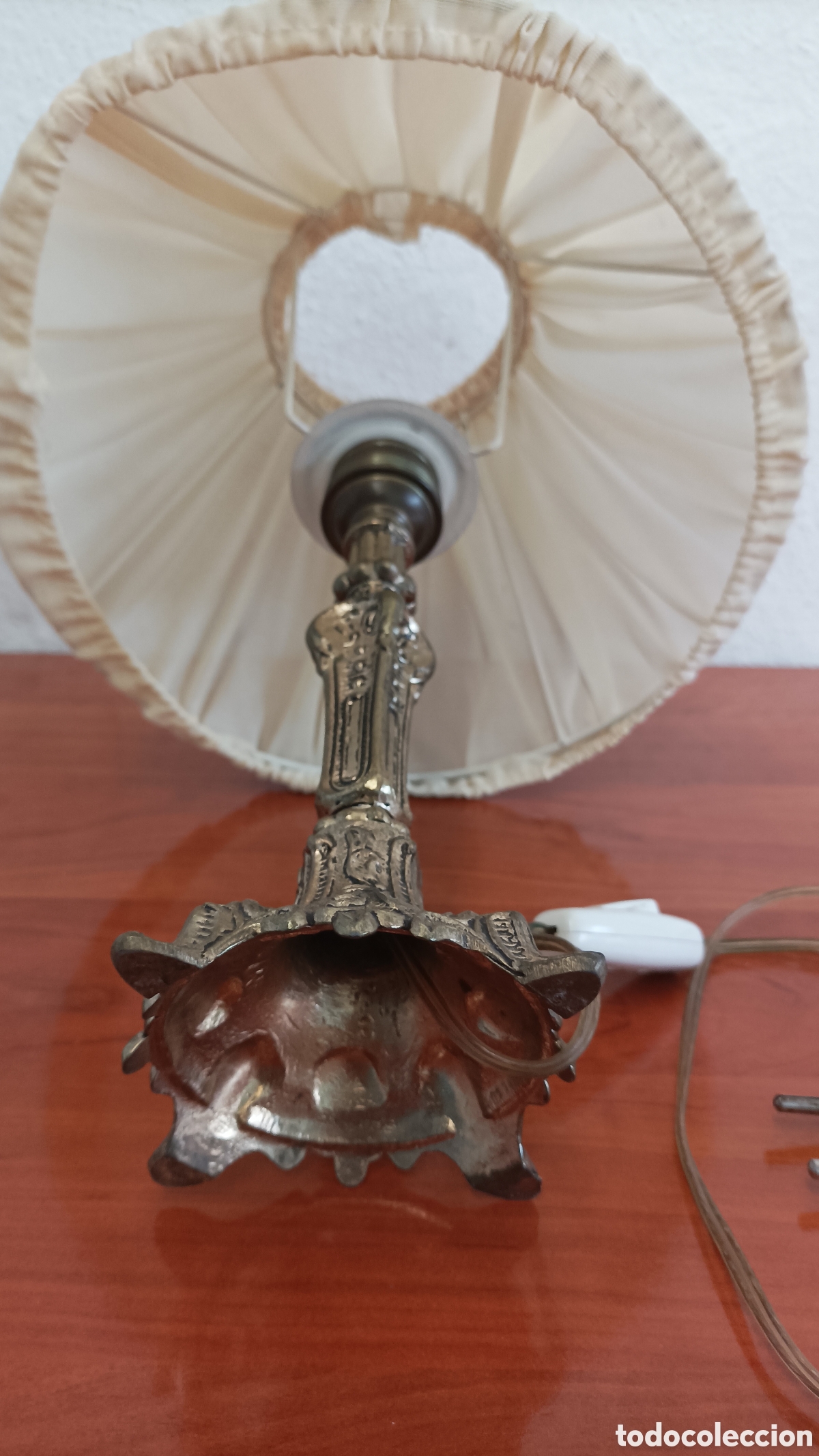 Antig&uuml;edades: L&aacute;mpara de mesa de lat&oacute;n o Bronce - Foto 3