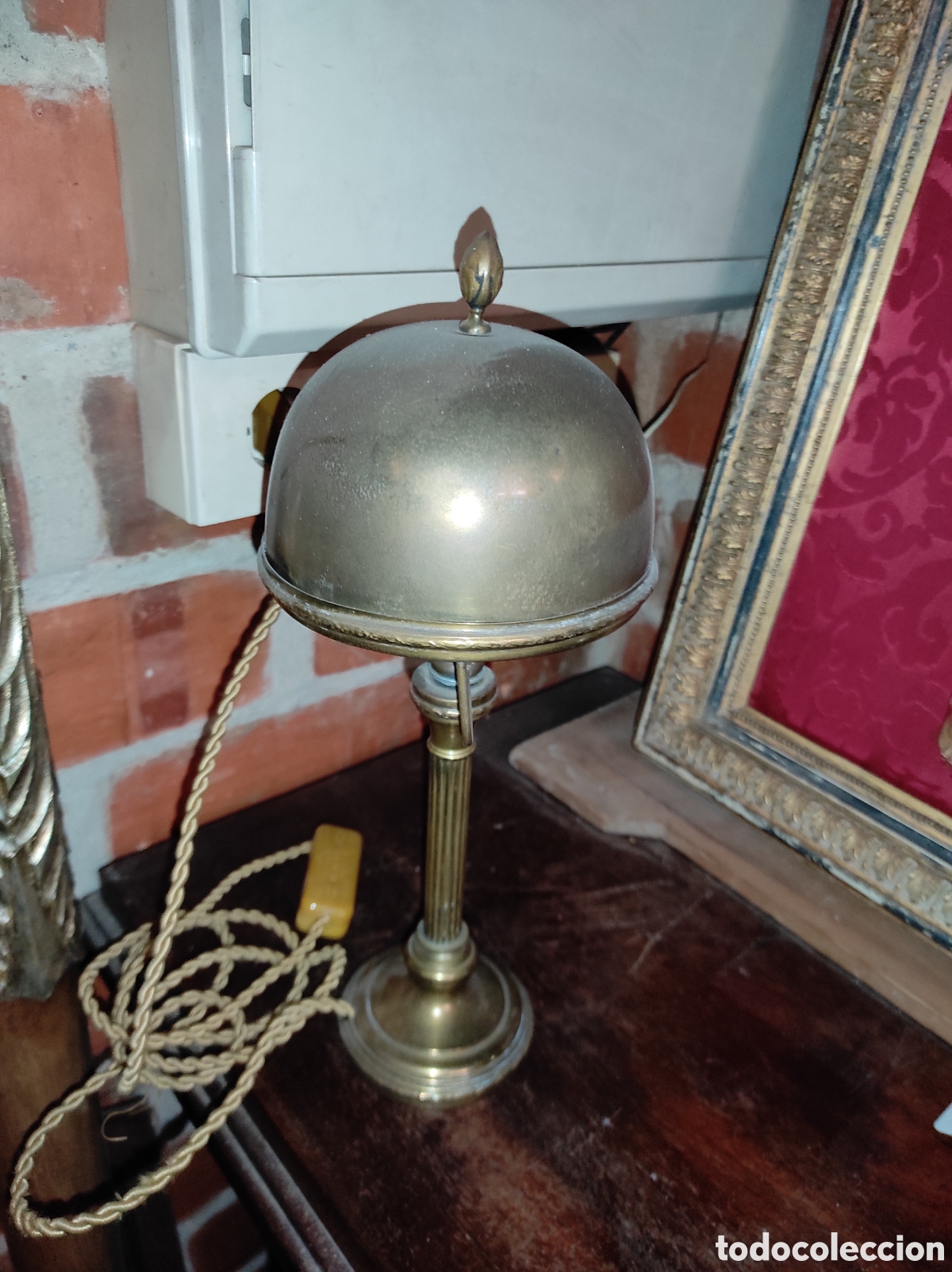 Antig&uuml;edades: Antigua L&aacute;mpara de Sobremesa de Bronce - Foto 4