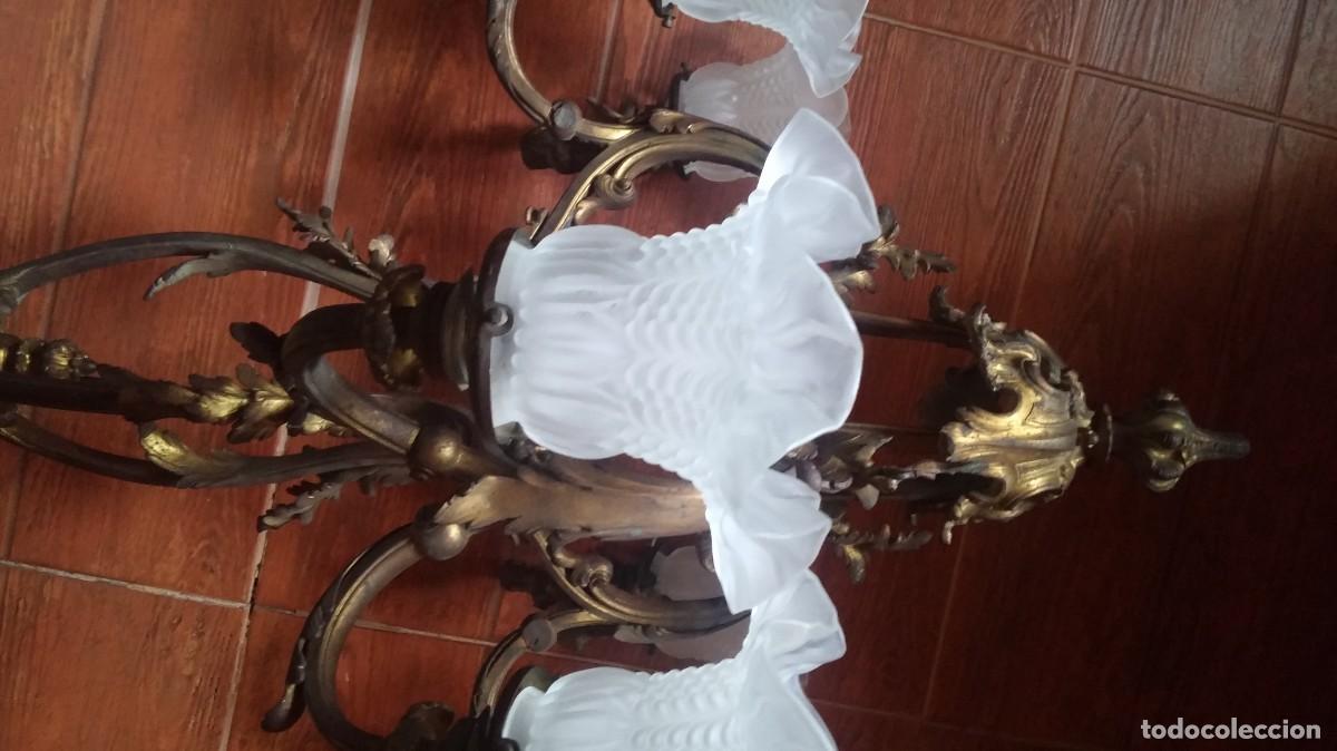 Antig&uuml;edades: L&aacute;mpara de bronce antigua - Foto 3