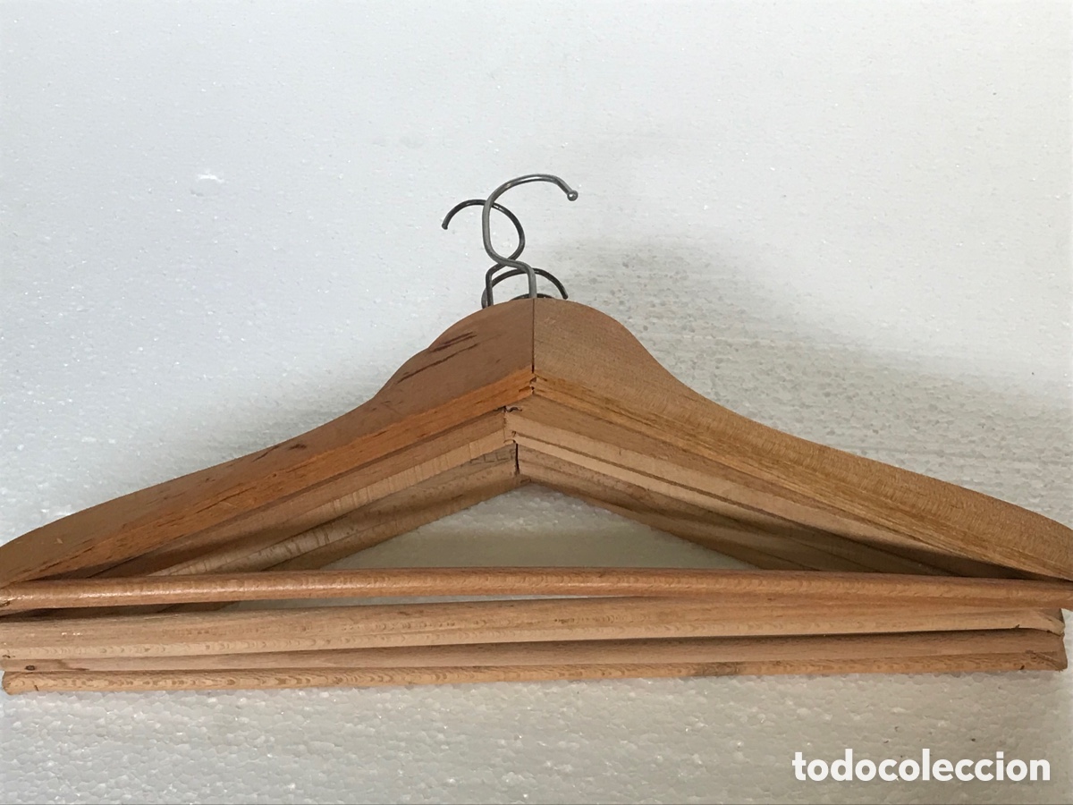Antig&uuml;edades: Lote 5 perchas de madera 43x23cm - Foto 6