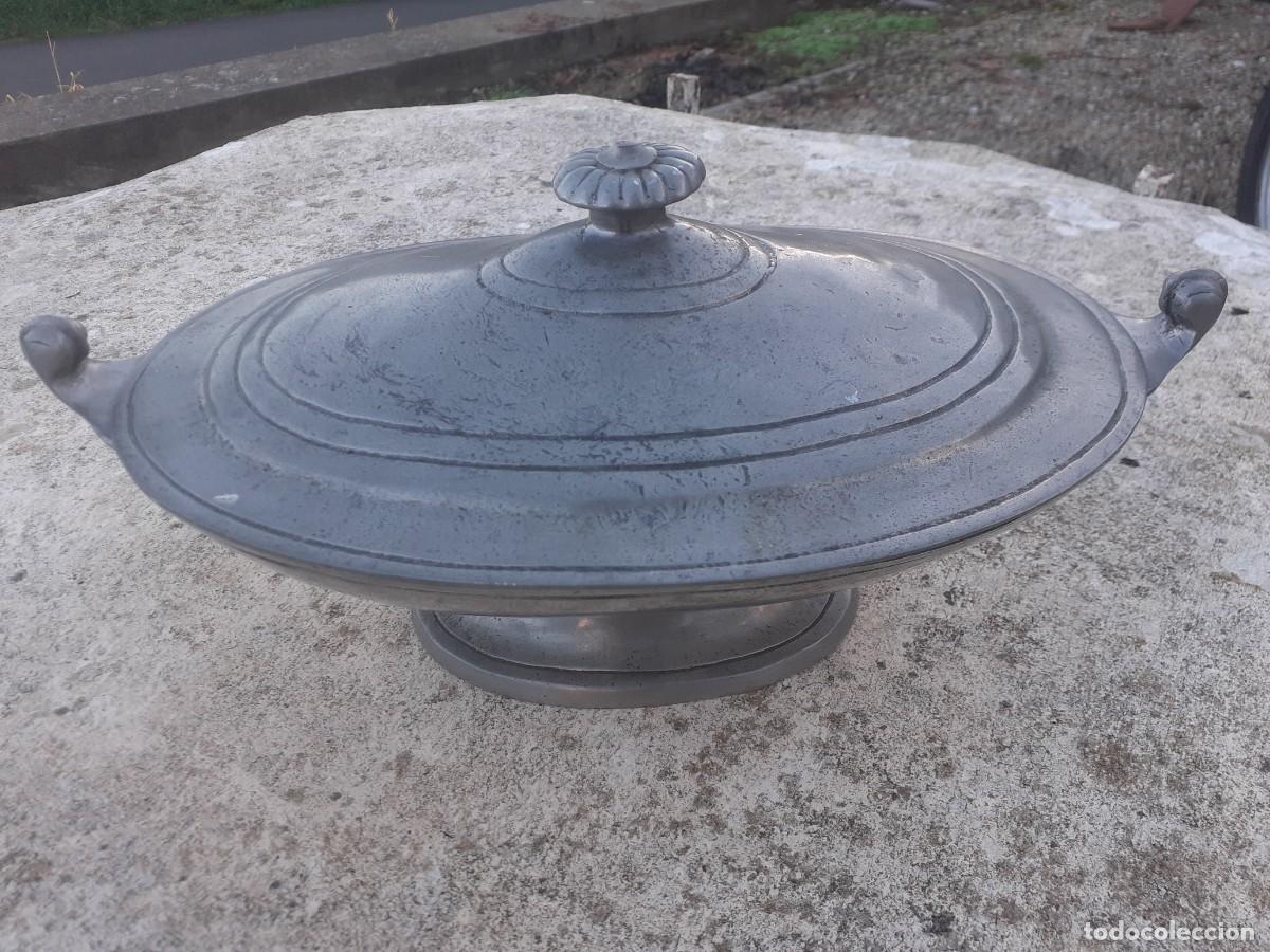 Antig&uuml;edades: Fuente en esta&ntilde;o servicio de mesa - Foto 1