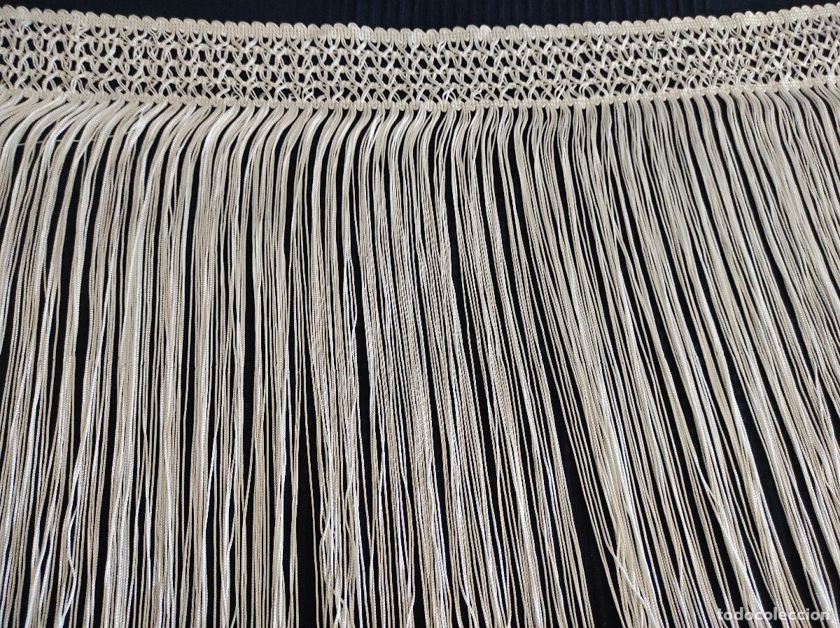 Antig&uuml;edades: FLECOS DE SEDA BEIGE CLARO ANTIGUOS - Foto 3