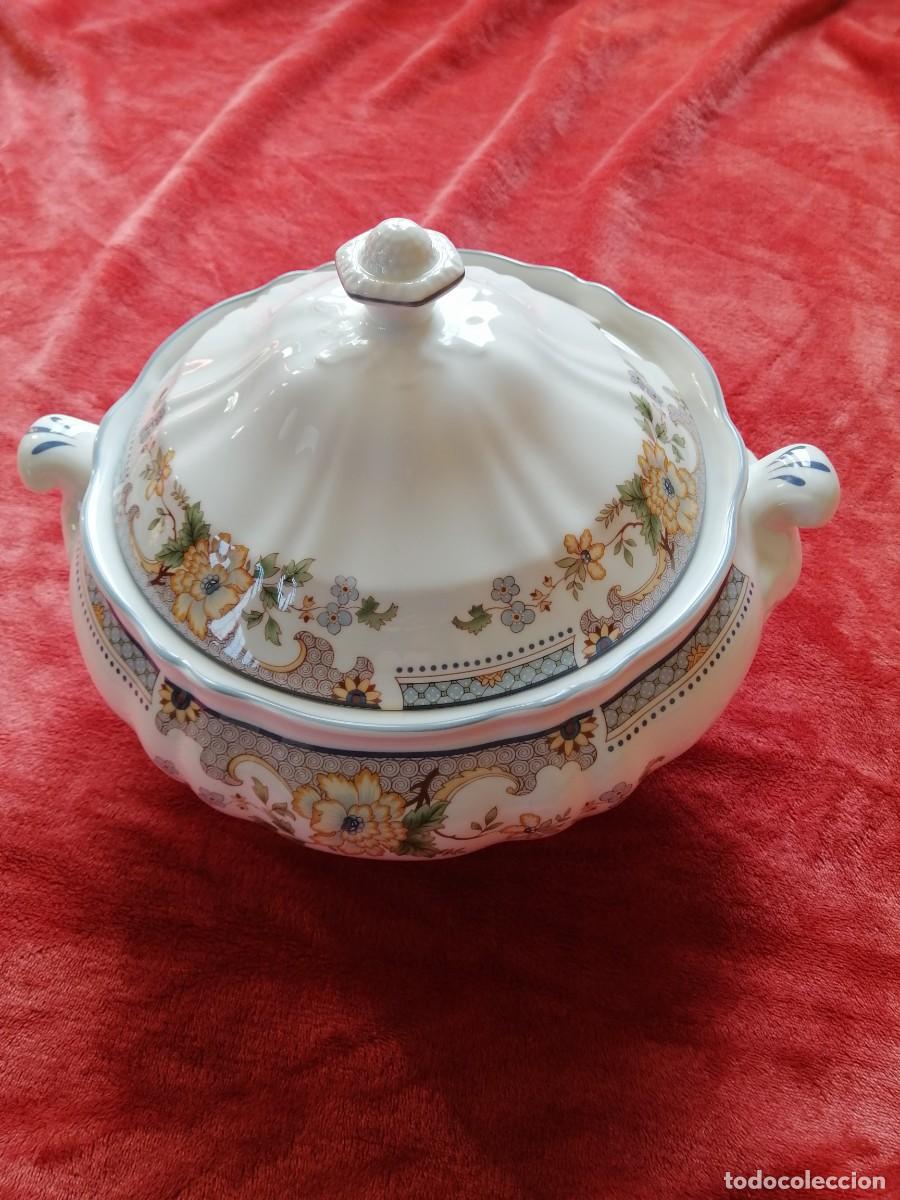Antig&uuml;edades: Sopera Royal Doulton - Foto 5