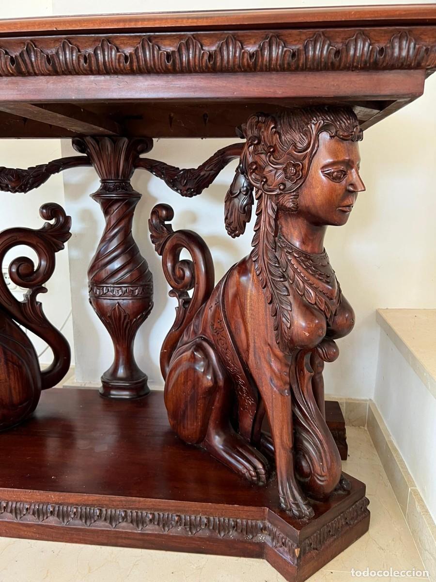 Antig&uuml;edades: Mesa de televisi&oacute;n. - Foto 4