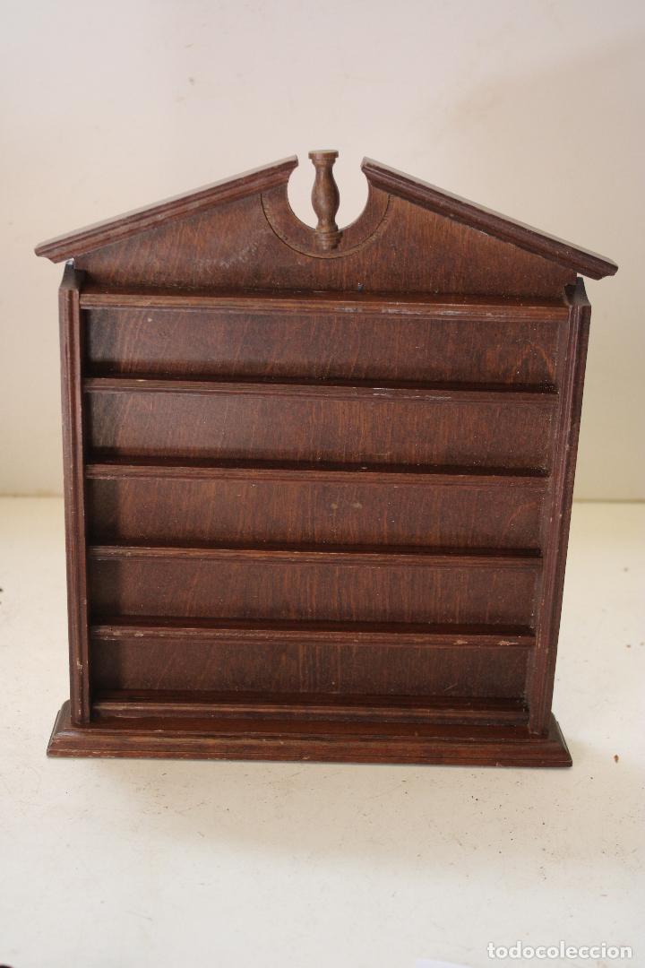 Antig&uuml;edades: repisa de pared para miniaturas - Foto 1