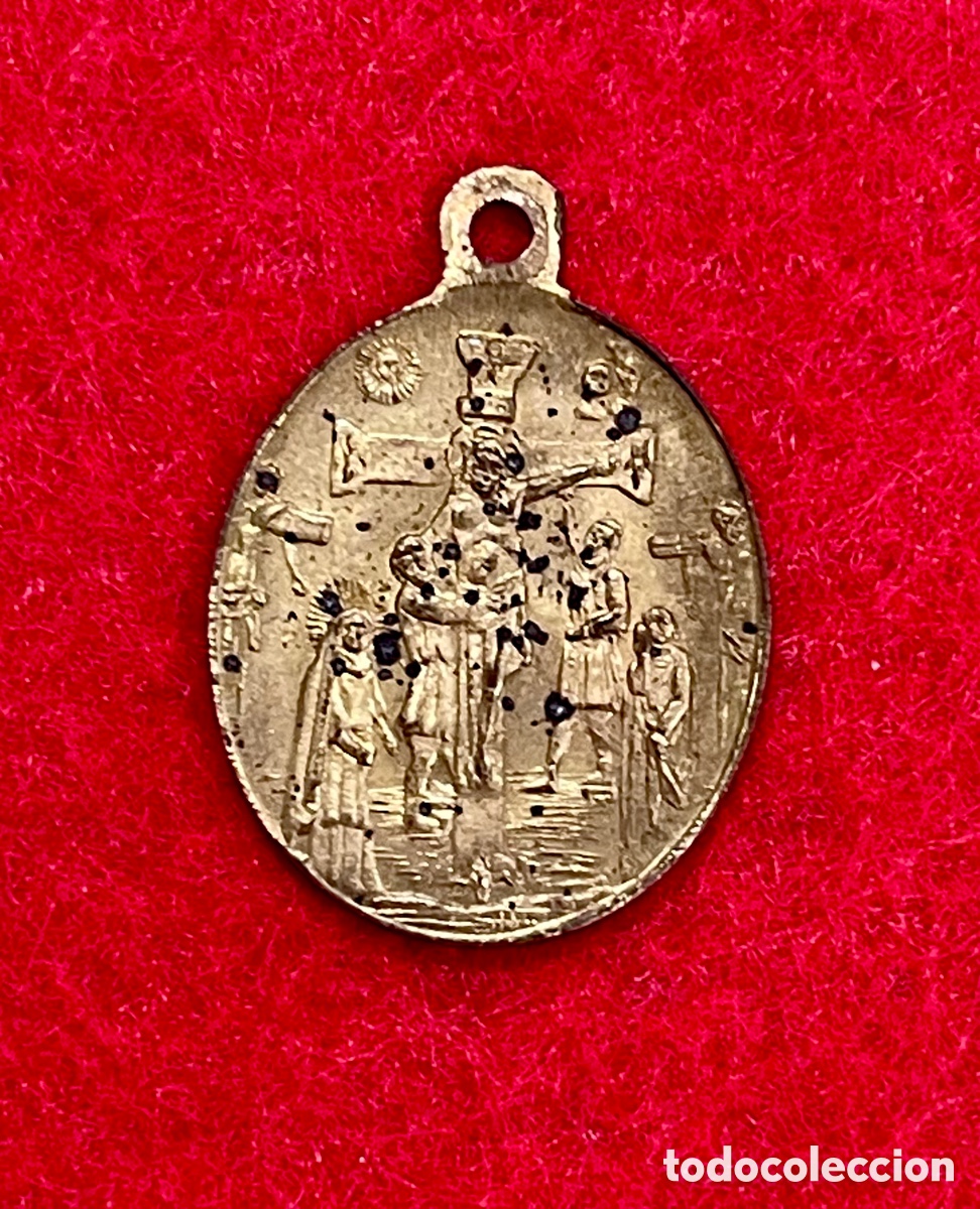 Antig&uuml;edades: Antigua medalla en bronce dorado. - Foto 1