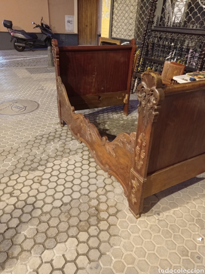 Antig&uuml;edades: Cama de barco de caoba - Foto 3